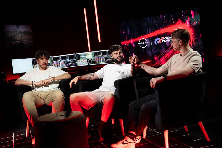 Nissan GTwitch Academy Picture #4